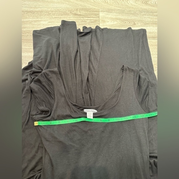 Hidden HEART, Maxi Dress, size small. - Picture 8 of 10